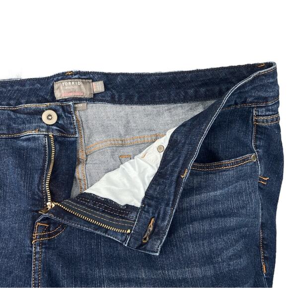 Torrid Boyfriend Straight Vintage‎ Stretch Mid-Rise Plus Jean 20 - Picture 6 of 6